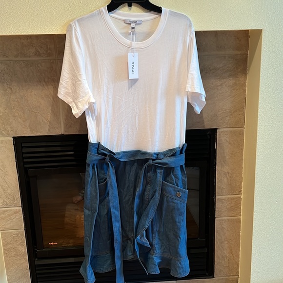 Hudson Mixed Media Shirt Dress
DEREK LAM 10 CROSBY - Picture 2 of 6